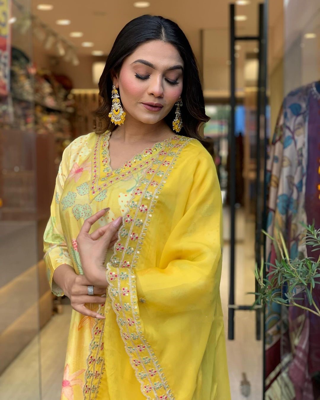 Printed Maslin Kurti With Pant And Organza Dupatta